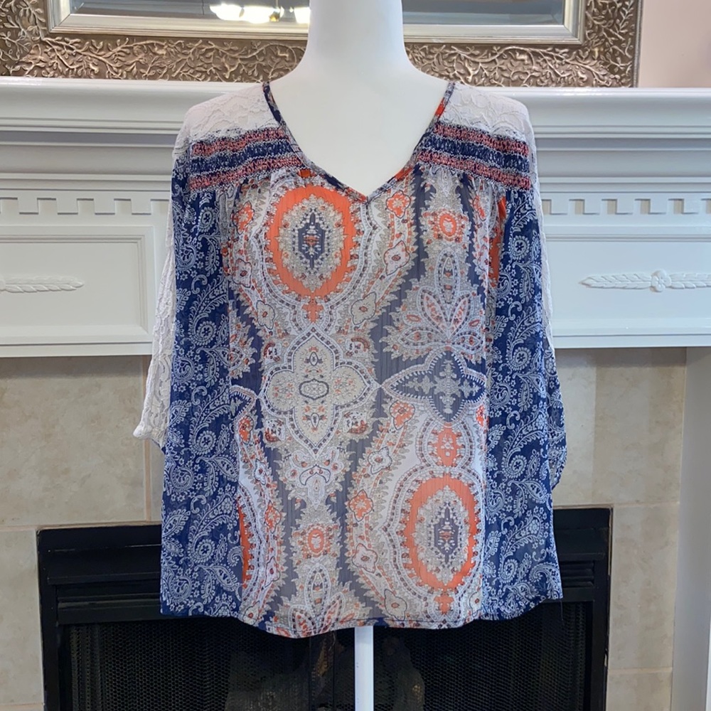 Miss Me Floral Print Top with Lace Arm and Back Panels